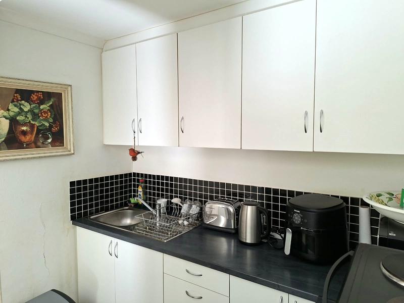 To Let 1 Bedroom Property for Rent in Durbanville Western Cape